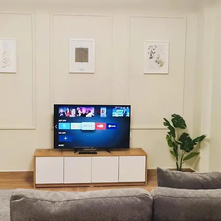 2v1 - Center 4 Tirana